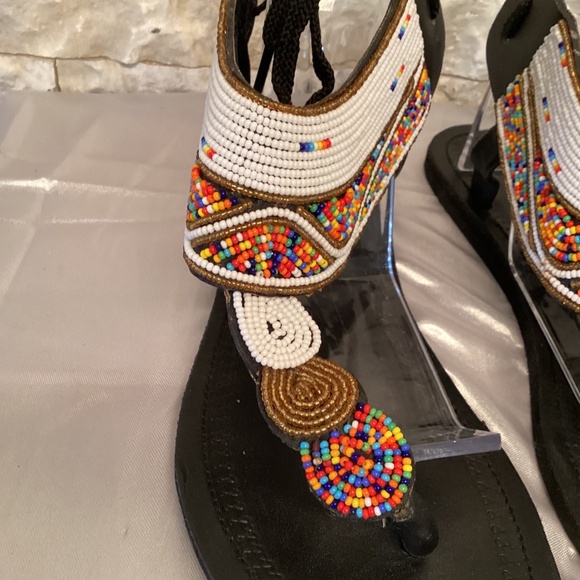 Zanabu Kenyan Made Craft Maasai Beaded Sandals - Picture 2 of 9